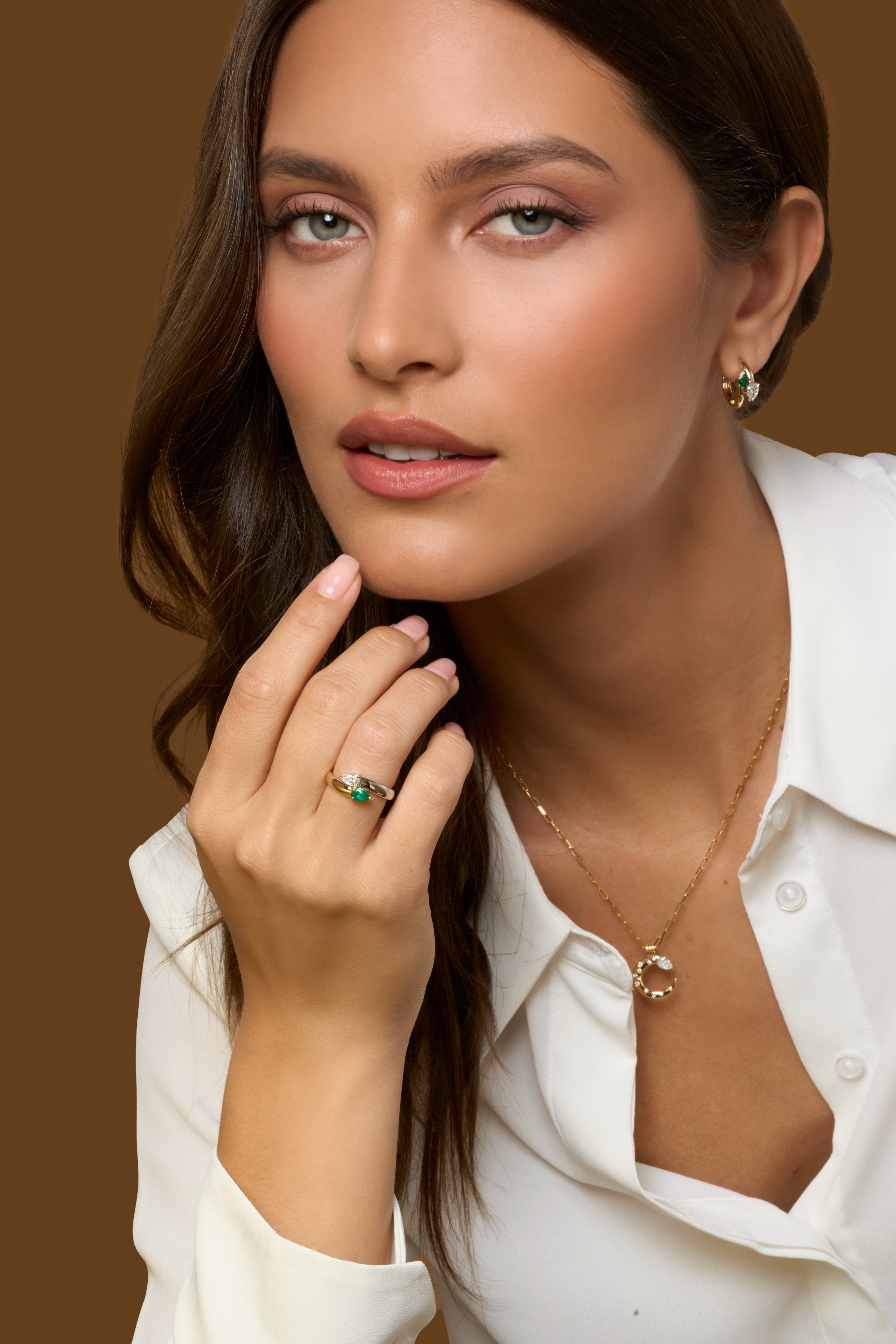 Colombian Emerald & Double Pear Intertwine Ring