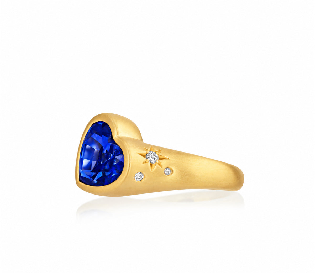 Ceylon Heart Blue Sapphire Ring