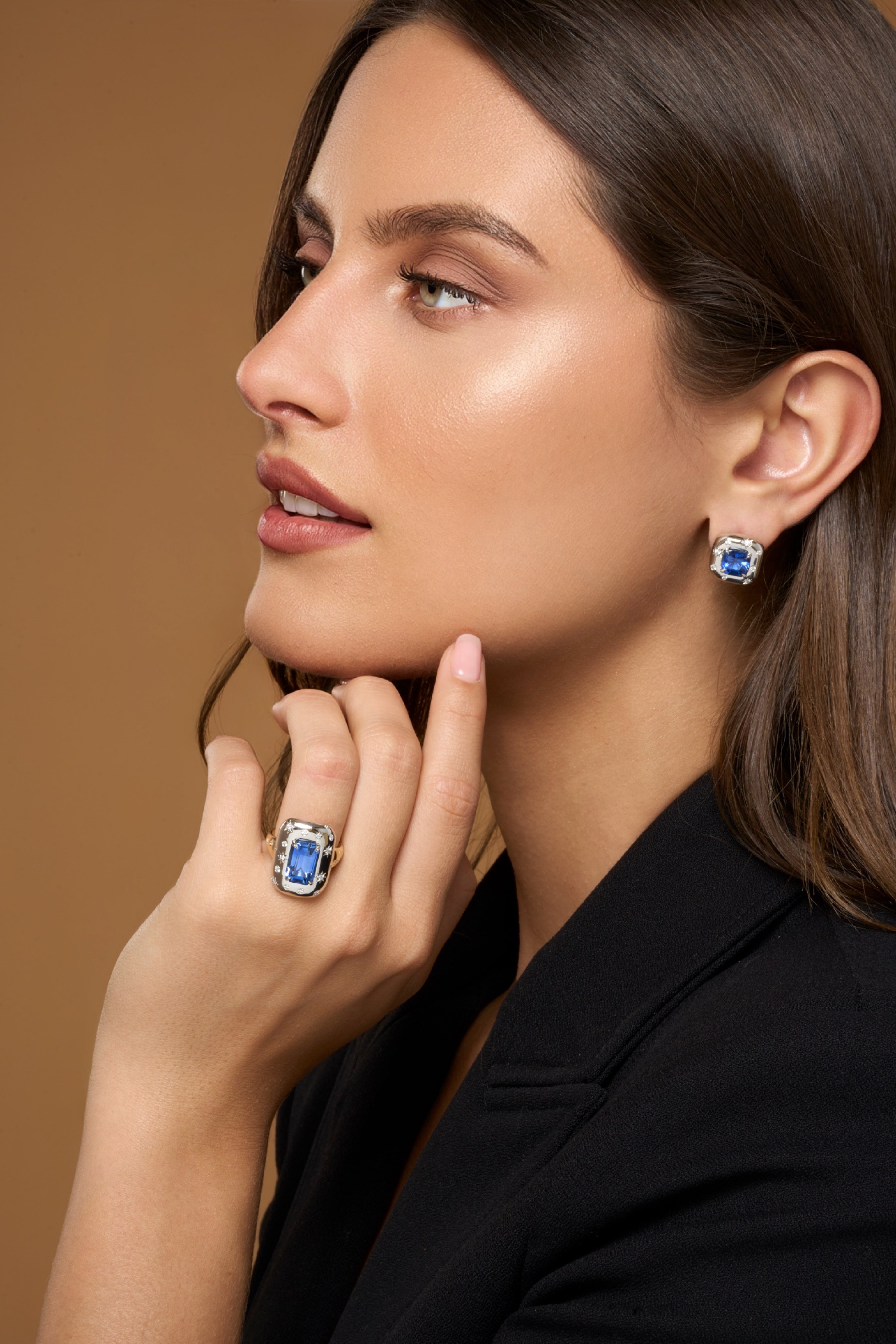 Diamond and Blue Sapphire Star Set Ring