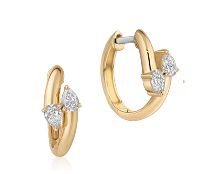 18k yellow gold hoop earrings with pear-shaped natural diamonds