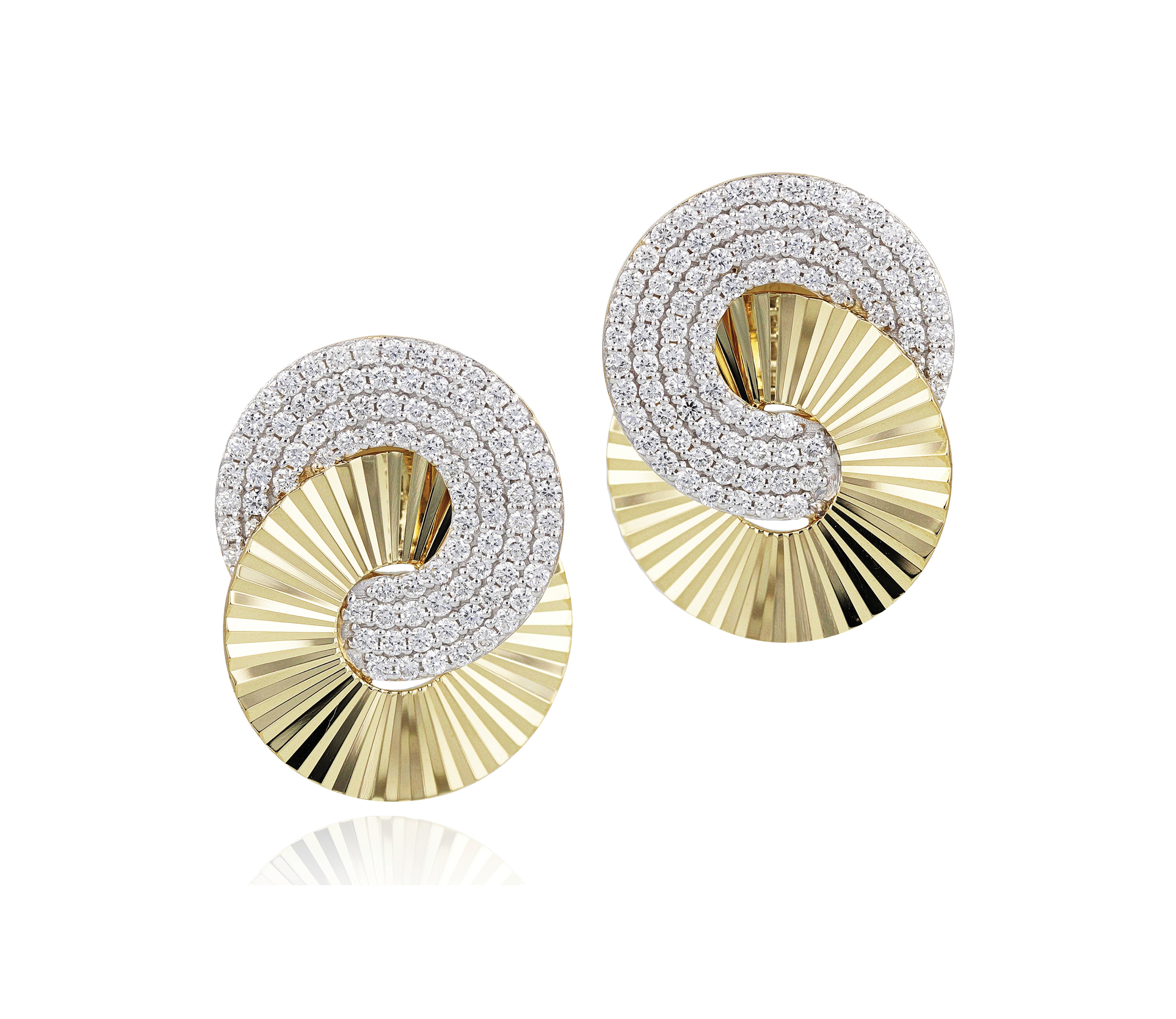 Large Aura Interlocking Stud Earrings