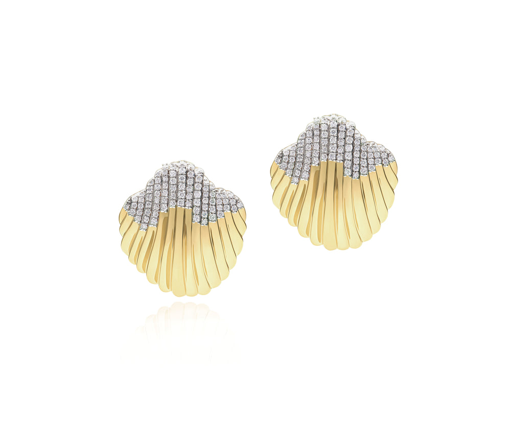Aura Seashells Stud Earrings