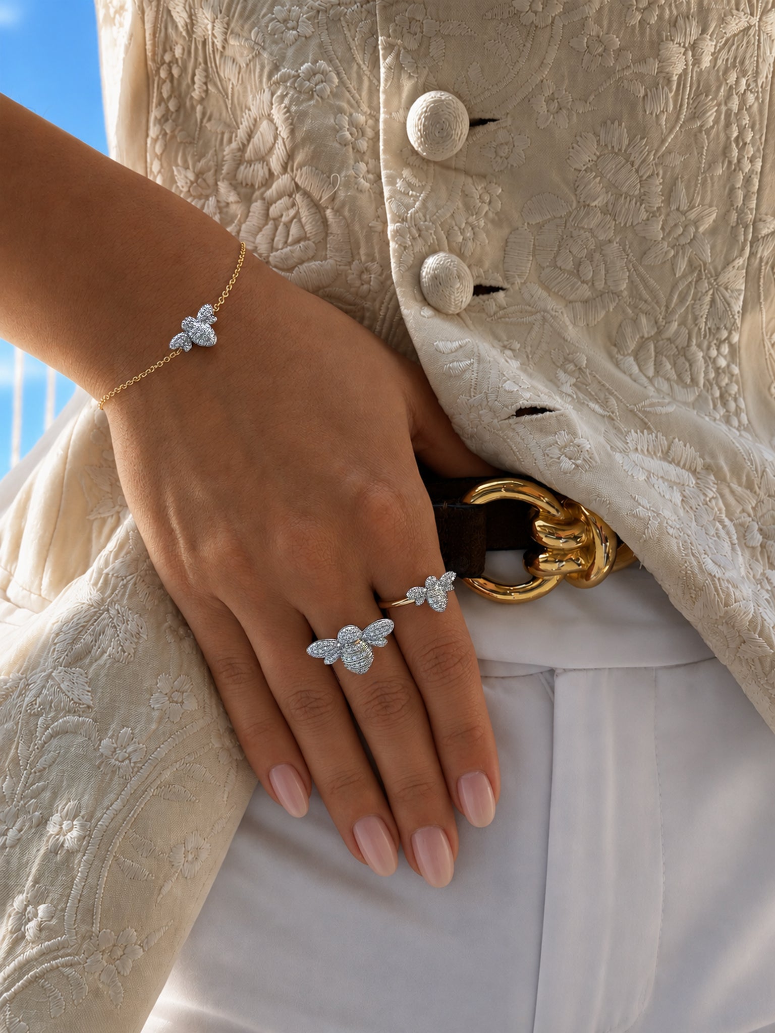 Mini Bee Ring