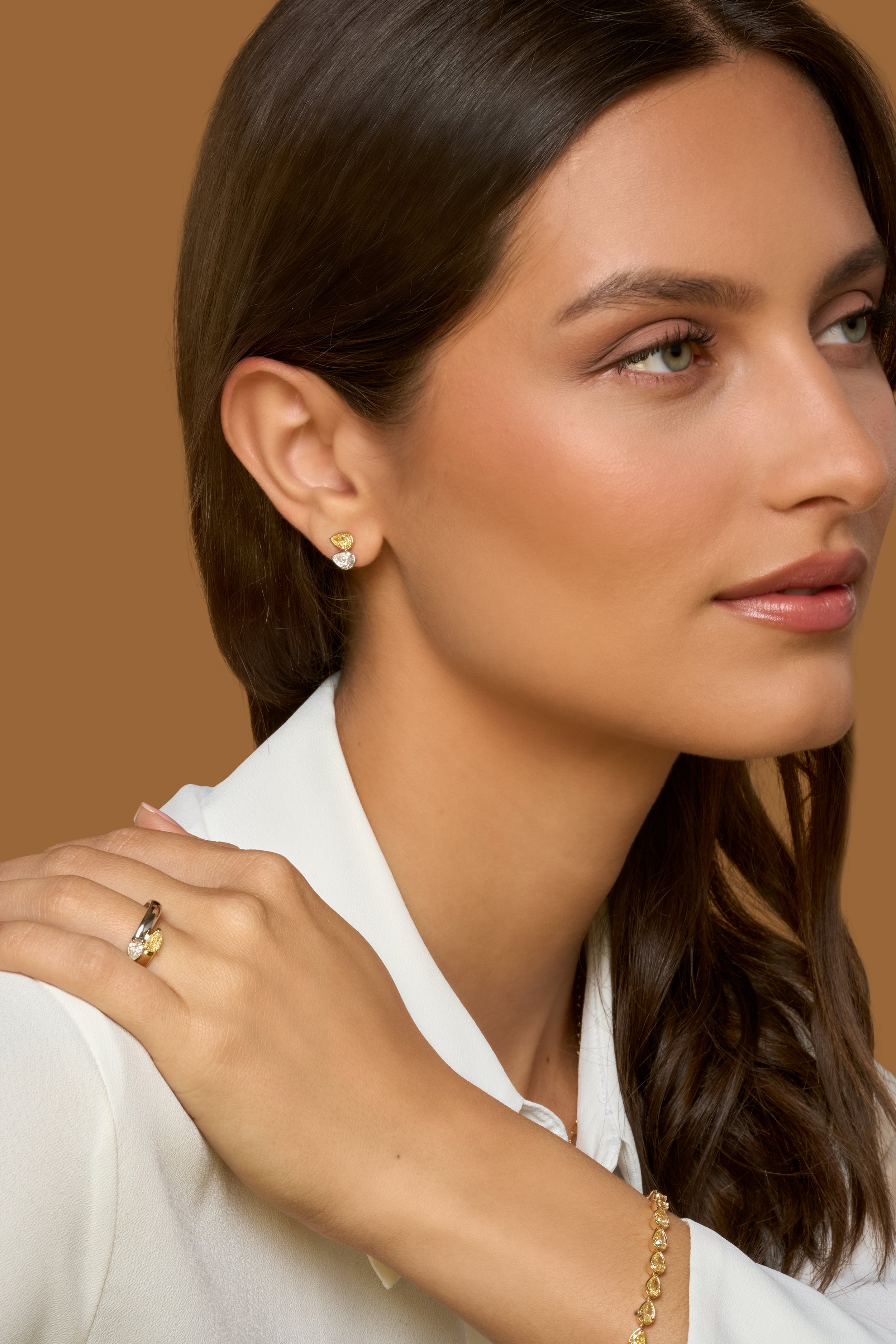Yellow Diamond & White Diamond Toi et Moi Studs