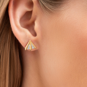 Aura Fan V-Stud Earring