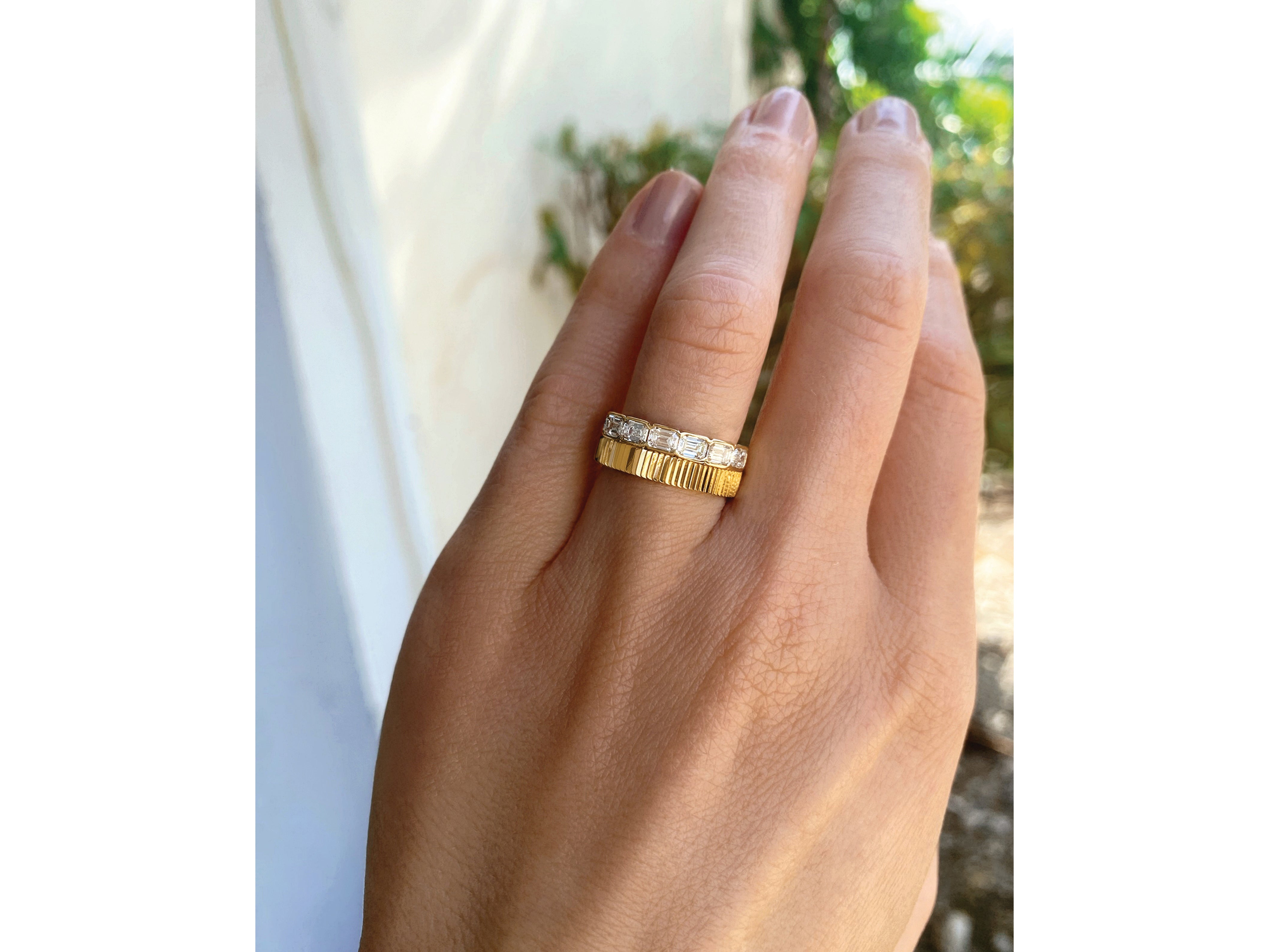 Aura Band Half Cuddle Ring