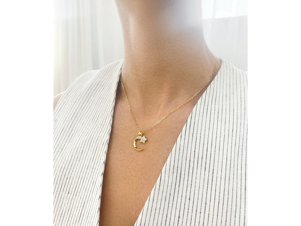 
                
                    Load image into Gallery viewer, Shooting Star Necklace
                
            